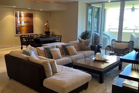 Condominio en alquiler en Key Biscayne, Florida, 2 dormitorios, 163.51 m2 № 2063094 - foto 3