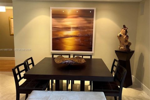 Condominio en alquiler en Key Biscayne, Florida, 2 dormitorios, 163.51 m2 № 2063094 - foto 4