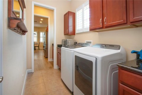House in Sun City Center, Florida 2 bedrooms, 174.56 sq.m. № 1519133 - photo 29