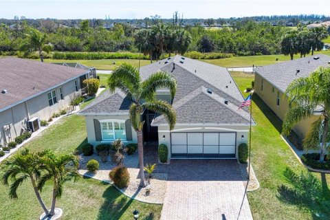 House in Sun City Center, Florida 2 bedrooms, 174.56 sq.m. № 1519133 - photo 2