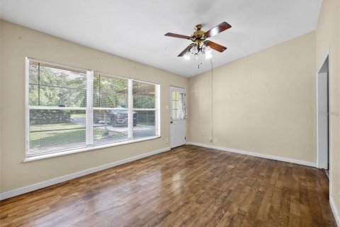 Immobilier commercial à vendre à Sorrento, Floride: 84.36 m2 № 2207833 - photo 2