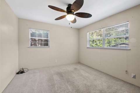 Immobilier commercial à vendre à Sorrento, Floride: 84.36 m2 № 2207833 - photo 5
