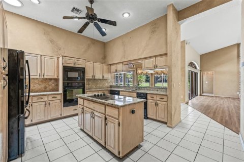 House in Oldsmar, Florida 4 bedrooms, 280.75 sq.m. № 1851530 - photo 12