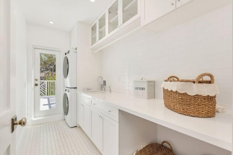 Villa ou maison à vendre à West Palm Beach, Floride: 4 chambres, 377.65 m2 № 2146142 - photo 20