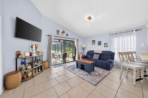 Villa ou maison à louer à Orlando, Floride: 3 chambres, 148.64 m2 № 2433300 - photo 9