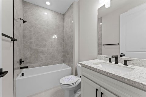 Villa ou maison à vendre à Englewood, Floride: 2 chambres, 180.51 m2 № 2403317 - photo 26