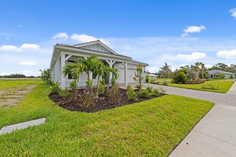 Villa ou maison à vendre à Englewood, Floride: 2 chambres, 180.51 m2 № 2403317 - photo 4