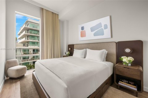 Condominio en alquiler en Miami, Florida, 1 dormitorio № 2171262 - foto 2