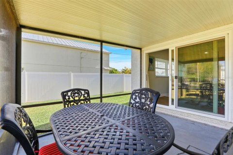 House in Orlando, Florida 3 bedrooms, 151.71 sq.m. № 2230315 - photo 24