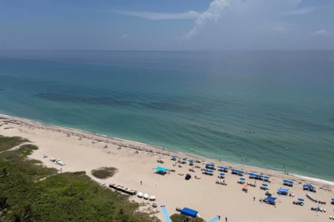 Copropriété à vendre à Riviera Beach, Floride: 2 chambres, 232.26 m2 № 2260487 - photo 2