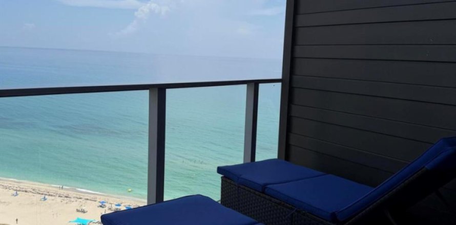 Condo à Riviera Beach, Floride, 2 chambres  № 2260487