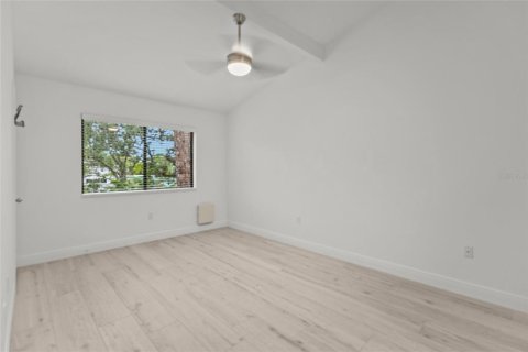 Купить кондоминиум в Сарасота, Флорида 7 комнат, 120.87м2, № 2216896 - фото 14