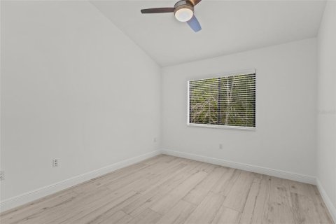 Купить кондоминиум в Сарасота, Флорида 7 комнат, 120.87м2, № 2216896 - фото 22