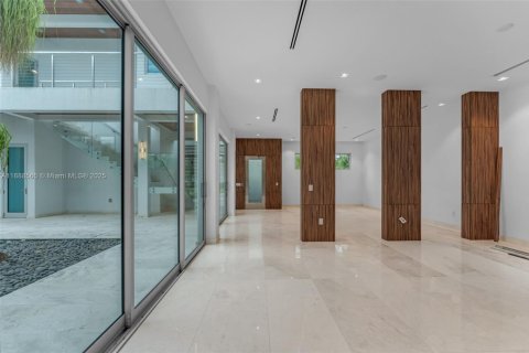 Villa ou maison à vendre à Pinecrest, Floride: 6 chambres № 1941446 - photo 8