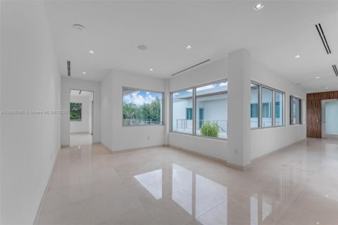 Villa ou maison à vendre à Pinecrest, Floride: 6 chambres № 1941446 - photo 25