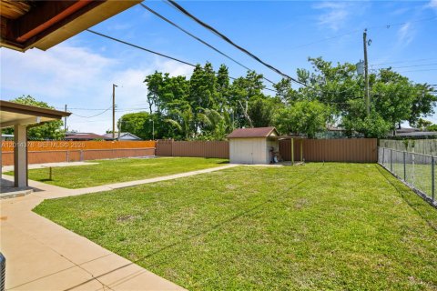 Villa ou maison à vendre à Miami, Floride: 4 chambres, 120.03 m2 № 2076566 - photo 29