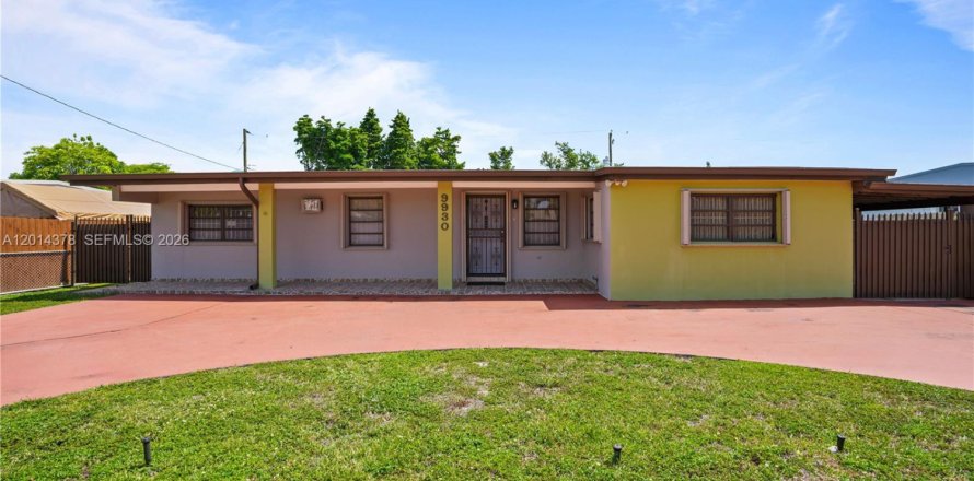 Villa ou maison à Miami, Floride 4 chambres, 120.03 m2 № 2076566