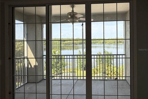 Снять в аренду кондоминиум в Орландо, Флорида 5 комнат, 102.84м2, № 1742802 - фото 23