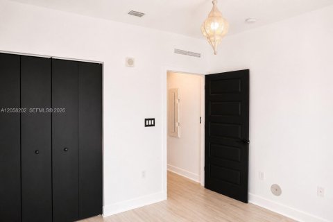 Copropriété à louer à Doral, Floride: 3 chambres, 104.89 m2 № 2248982 - photo 20