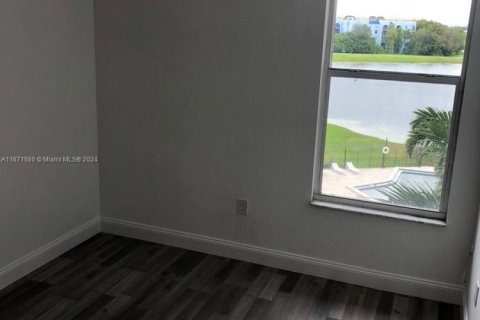 Copropriété à vendre à Miami, Floride: 2 chambres, 84.91 m2 № 1938627 - photo 5