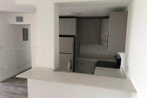 Copropriété à vendre à Miami, Floride: 2 chambres, 84.91 m2 № 1938627 - photo 10