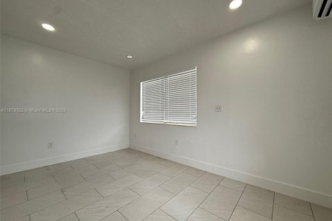 Appartement à louer à Miami, Floride: 1 chambre, 65.03 m2 № 1921501 - photo 7
