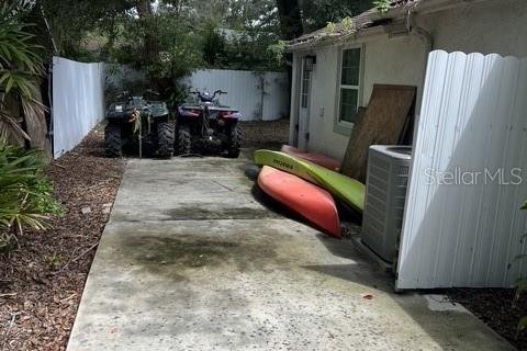 House in Tampa, Florida 3 bedrooms, 148.64 sq.m. № 2352295 - photo 18