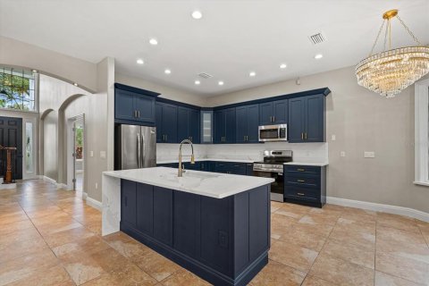 House in Lakewood Ranch, Florida 4 bedrooms, 226.87 sq.m. № 2093509 - photo 14