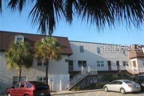 Condominio en alquiler en Tampa, Florida, 2 dormitorios, 141.21 m2 № 2103697 - foto 2