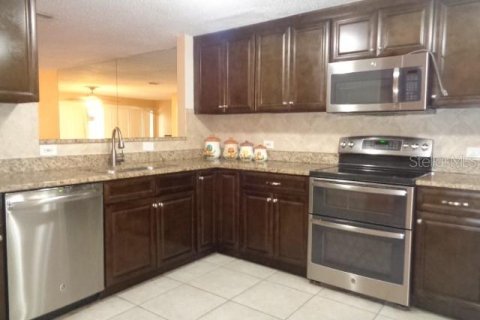 Condominio en alquiler en Tampa, Florida, 2 dormitorios, 141.21 m2 № 2103697 - foto 5