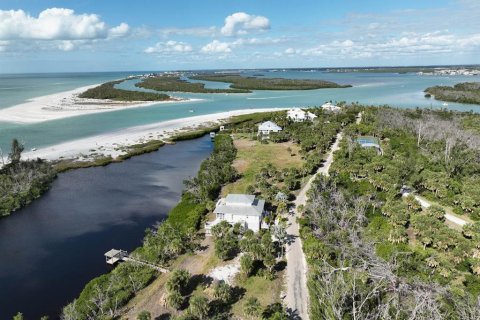 Land in Placida, Florida № 994833 - photo 1