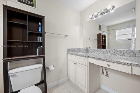 House in St. Lucie, Florida 3 bedrooms, 154.96 sq.m. № 1798910 - photo 21