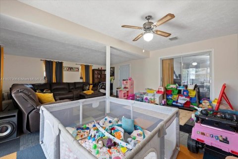 House in St. Lucie, Florida 3 bedrooms, 154.96 sq.m. № 1798910 - photo 16