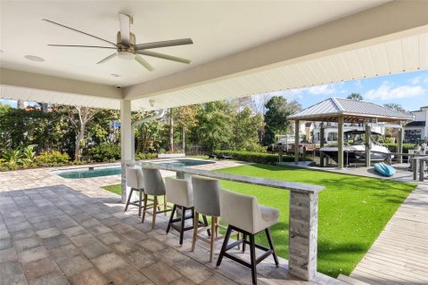 Villa ou maison à vendre à Tampa, Floride: 5 chambres, 522.2 m2 № 2156129 - photo 12