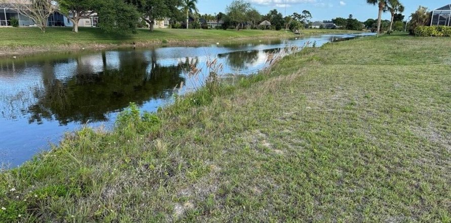 Land in Rotonda, Florida № 2103057