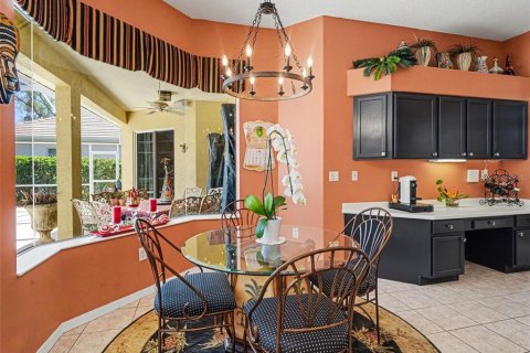 House in Sarasota, Florida 4 bedrooms, 268.95 sq.m. № 2130951 - photo 9