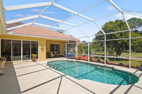 House in Sarasota, Florida 4 bedrooms, 268.95 sq.m. № 2130951 - photo 26