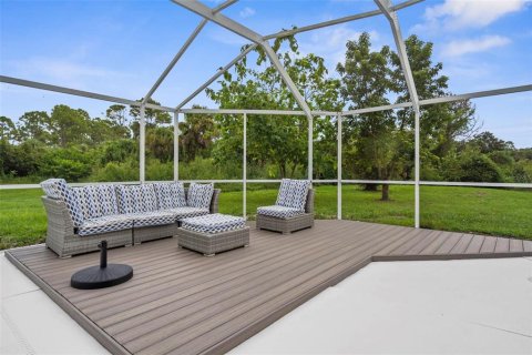 House in North Port, Florida 3 bedrooms, 118.73 sq.m. № 1899852 - photo 30