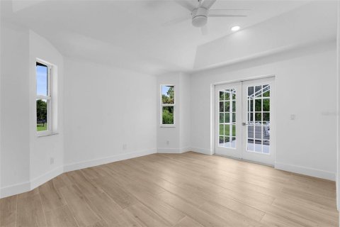 House in North Port, Florida 3 bedrooms, 118.73 sq.m. № 1899852 - photo 27