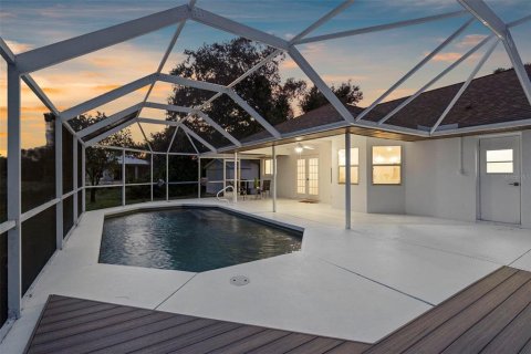 House in North Port, Florida 3 bedrooms, 118.73 sq.m. № 1899852 - photo 11