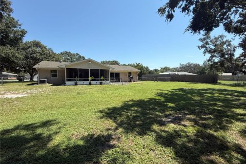Villa ou maison à vendre à Spring Hill, Floride: 4 chambres, 165.55 m2 № 1899543 - photo 4