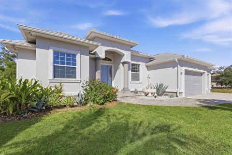 House in Venice, Florida 3 bedrooms, 208.19 sq.m. № 2206042 - photo 11