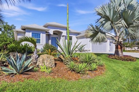 House in Venice, Florida 3 bedrooms, 208.19 sq.m. № 2206042
