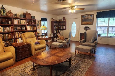 House in Fort MC Coy, Florida 4 bedrooms, 286.6 sq.m. № 1791855 - photo 5