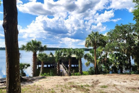 House in Fort MC Coy, Florida 4 bedrooms, 286.6 sq.m. № 1791855 - photo 1