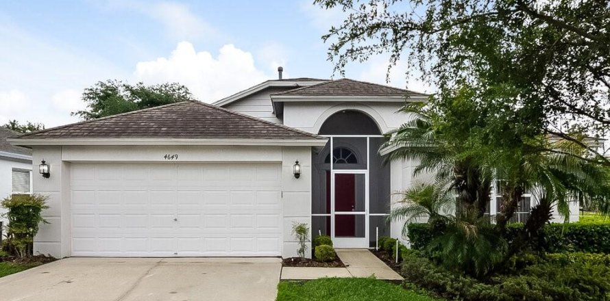 Villa ou maison à Land O' Lakes, Floride 3 chambres, 138.42 m2 № 1893770