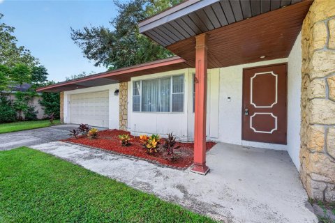 Villa ou maison à vendre à Altamonte Springs, Floride: 3 chambres, 156.17 m2 № 2420367 - photo 3