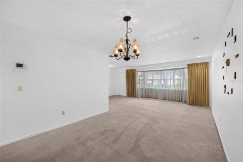 Villa ou maison à vendre à Altamonte Springs, Floride: 3 chambres, 156.17 m2 № 2420367 - photo 12