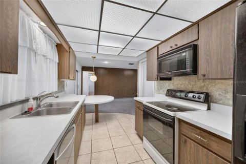 Villa ou maison à vendre à Altamonte Springs, Floride: 3 chambres, 156.17 m2 № 2420367 - photo 18