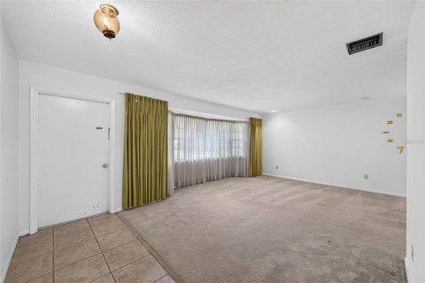 Villa ou maison à vendre à Altamonte Springs, Floride: 3 chambres, 156.17 m2 № 2420367 - photo 10